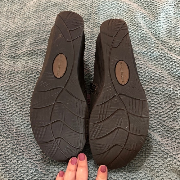 Earth Origins Wedge Shootie - Picture 7 of 7